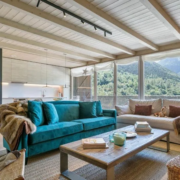 Luderna - Apartamento con jardín Bela, hotel em Vielha