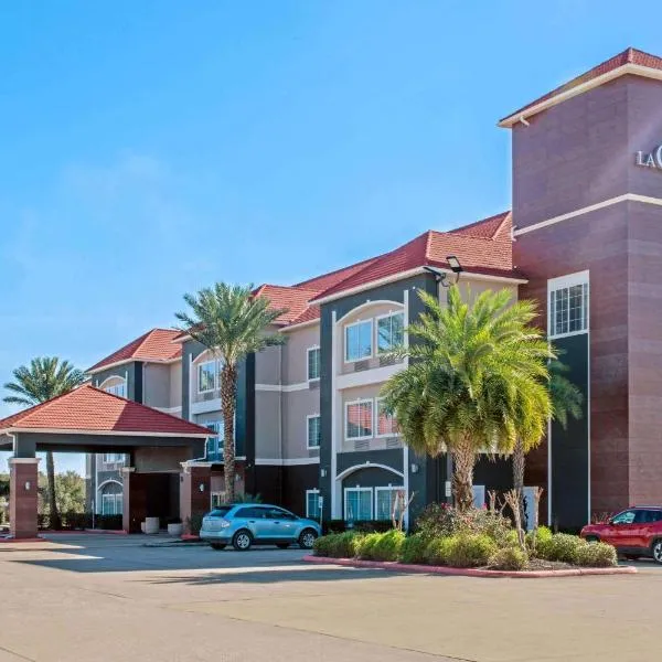 La Quinta by Wyndham Winnie, hotel v destinaci Winnie
