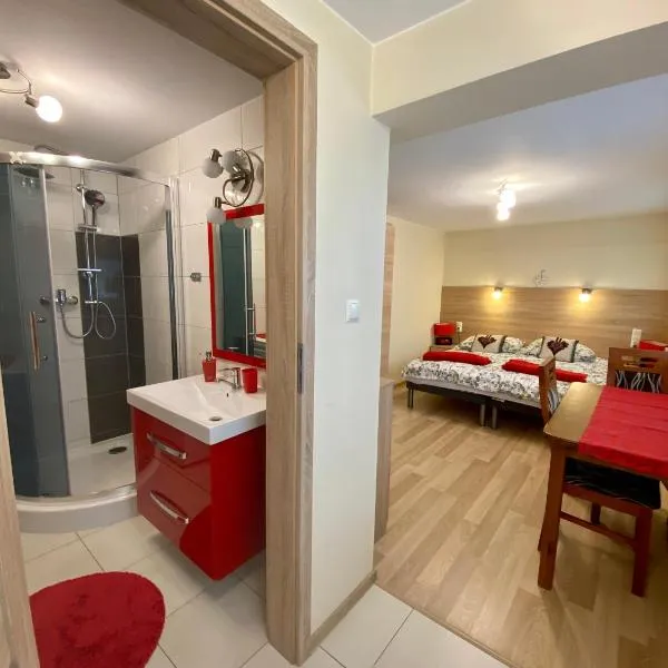 Ośrodek Wczasowo-Kolonijny Groń, hotel in Biały Dunajec