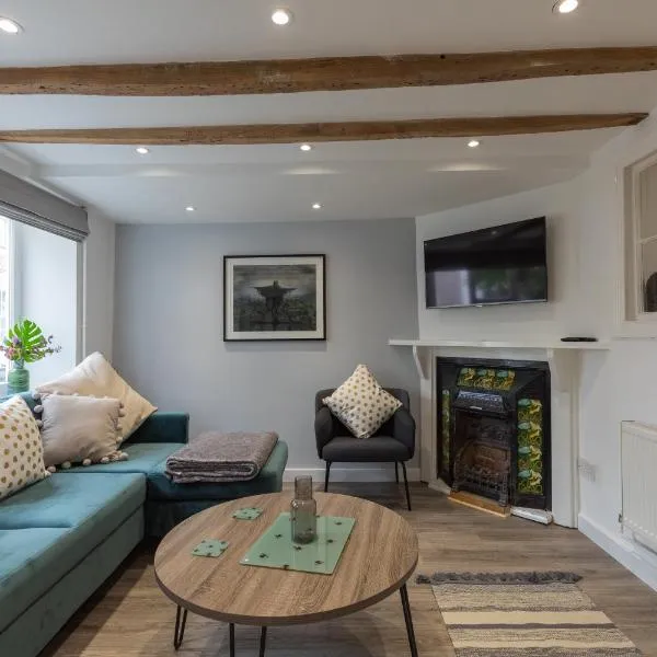 Lion Cottage, hotel in Holt