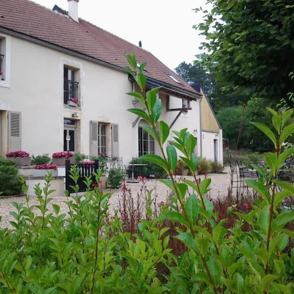 Le Repos Coquelicot, hotel v destinaci Montillot