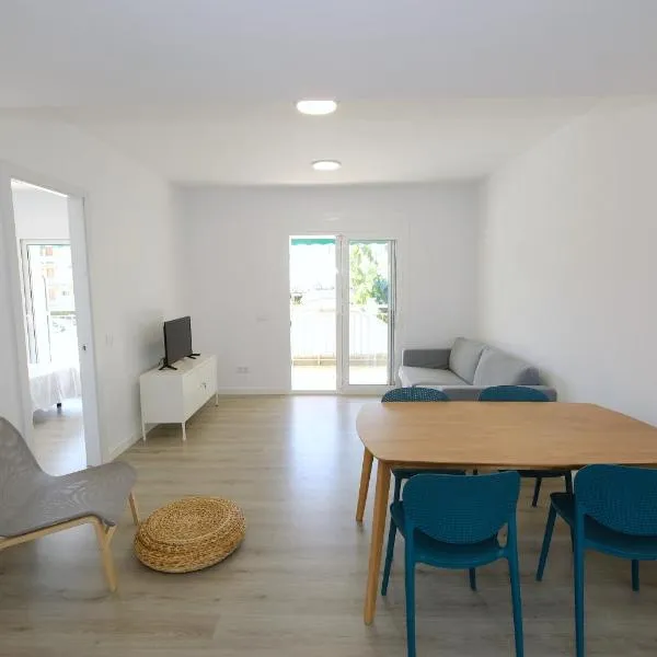 Apartaments Àlex: Cambrils'te bir otel
