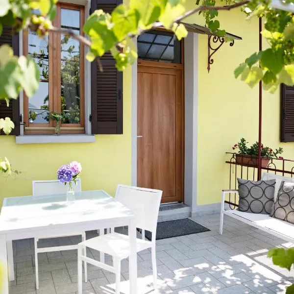 CHARMING MOMENT di Villa Porta - La Vigna, hotel in Luino