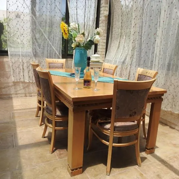 הים פוגש את ההר- בית בלב הגליל Sea & Mount, hotel di Adamit