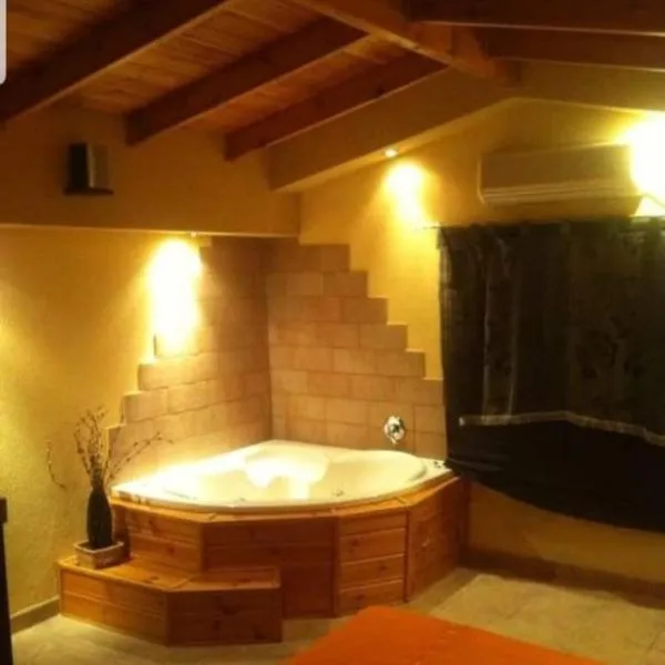 בקתות היובל, hotel in Qiryat Shemona