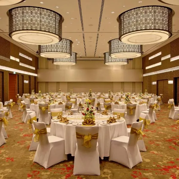 Novotel Pune Viman Nagar Road photo 2