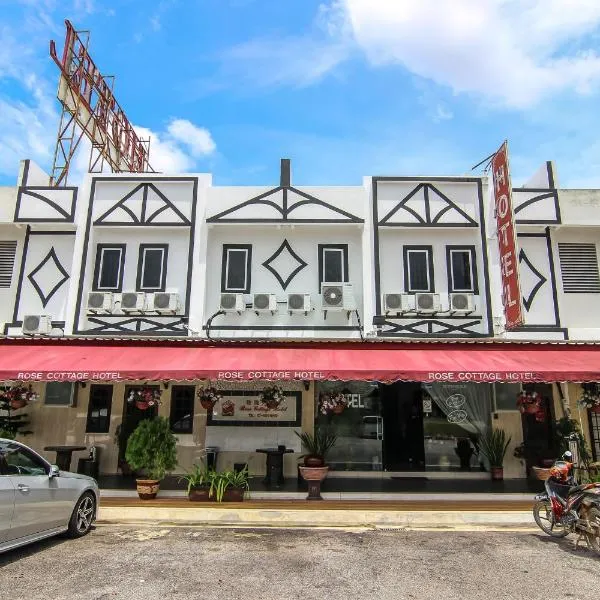 Rose Cottage Hotel Taman Nusa Cemerlang, hotel em Gelang Patah