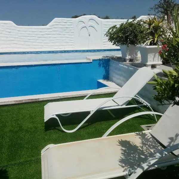 Maria's Apartments, hotel in Pigi