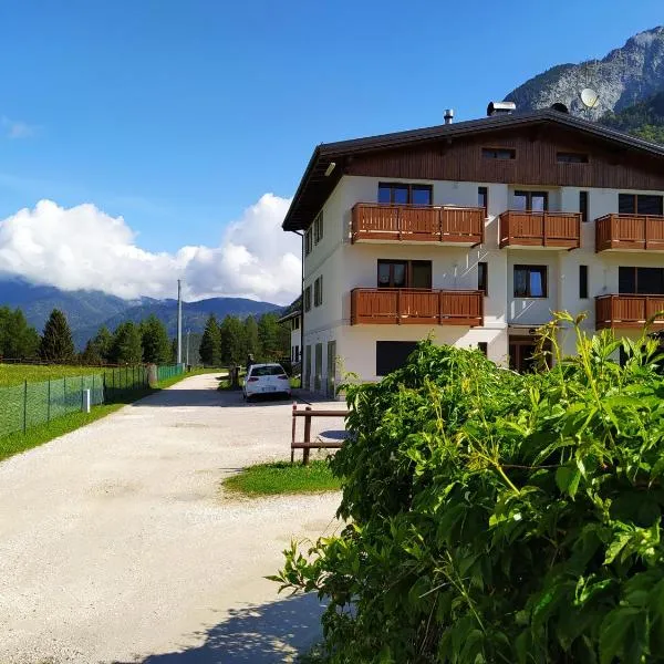 Siora Lina Appartamenti, hotel i Vigo di Cadore