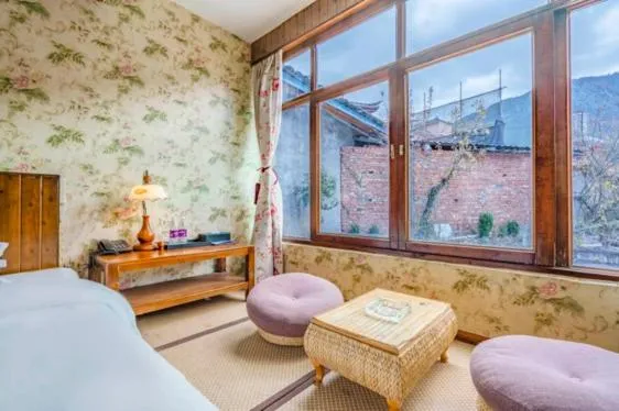 Lugu Lake In Love Inn Hostel、寧蒗のホテル