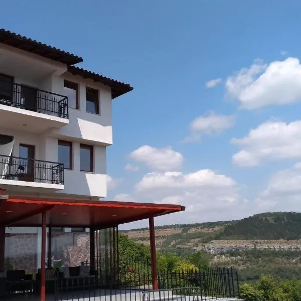 Guest House Harmony, ξενοδοχείο στο Βέλικο Τάρνοβο