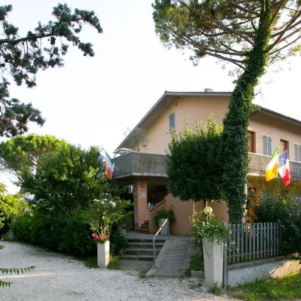 Residence Castiglione, hotel v destinaci Castiglione del Lago