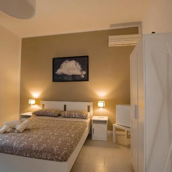 Living Salerno B&b, hotel in Salerno