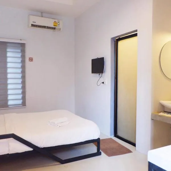 Rin GuestHouse Pracharak RD, hotel di Hat Yai
