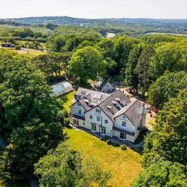 Guestling Hall Hotel, hotel in Fairlight