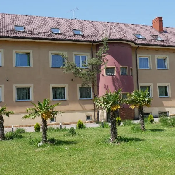 Zajazd Pułaskiego, hotel in Konstancin-Jeziorna