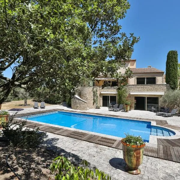 Quintessence Provence: Goult şehrinde bir otel