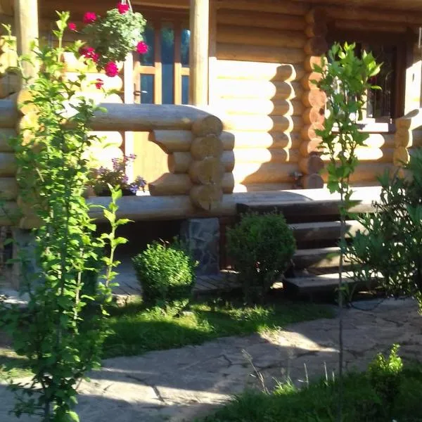 Затишний будиночок, Hotel in Bukovets