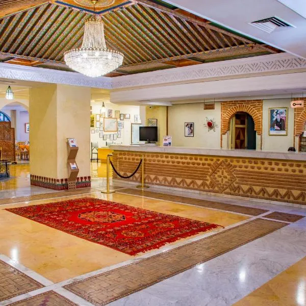 Chems Le Tazarkount, hotel v destinaci Afourer