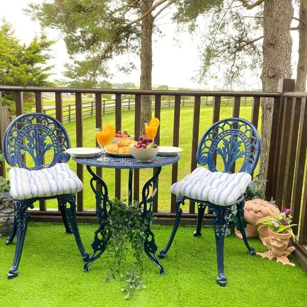 Lake District romantic get away in 1 acre gardens off M6, hotel v destinaci Penrith