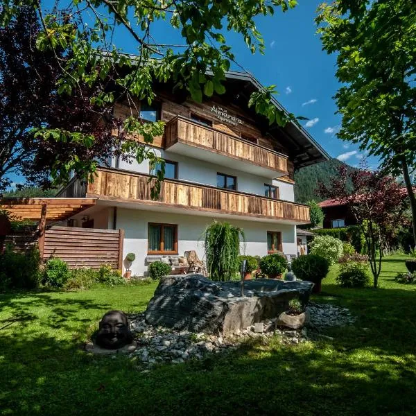 Haus Alexandra, hotel v destinaci Werfenweng