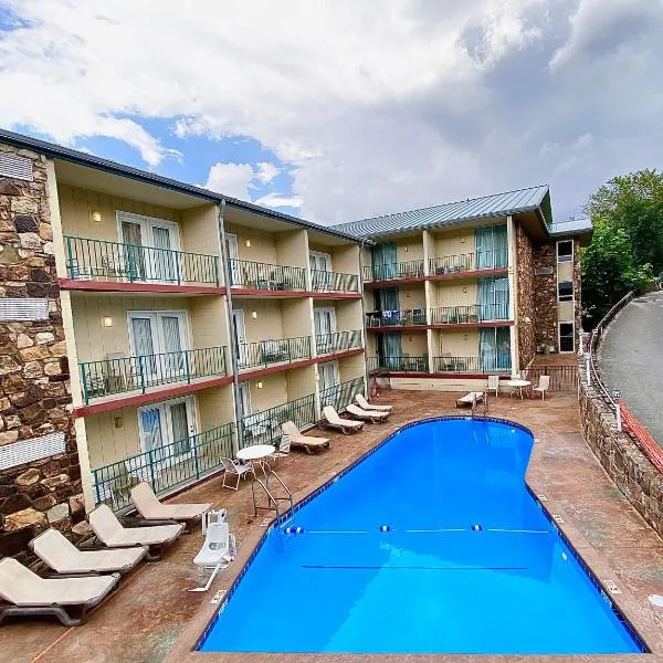 Reagan Resorts Inn, hotel en Gatlinburg