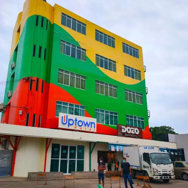 Uptown Hotel, hotel em Semporna