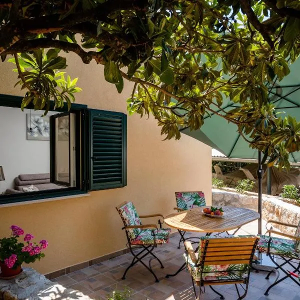 Apartment Pod Nespolom, hotel en Trsteno