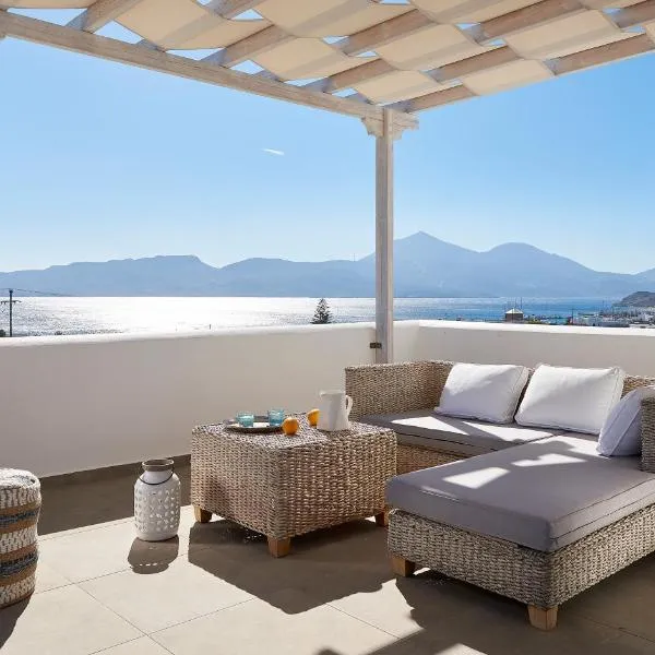 Santa Maria Luxury Suites & Spa, hotel em Agia Kiriaki Beach