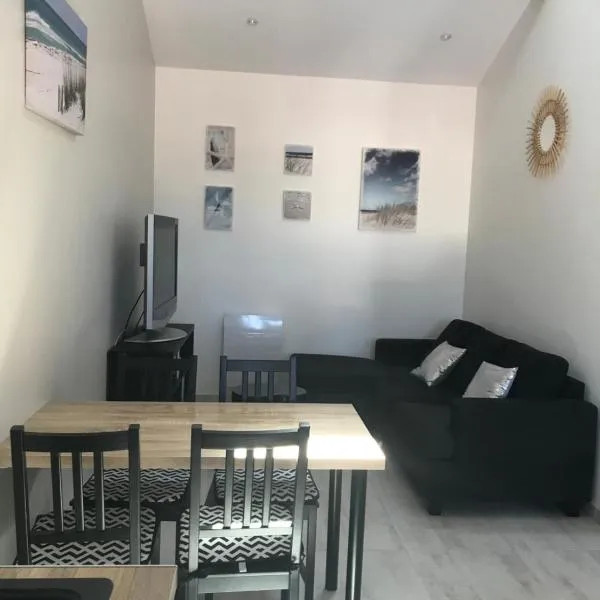 LE CHAI DE LA CHARENTAISE, hotel v destinácii Saint-Palais-sur-Mer