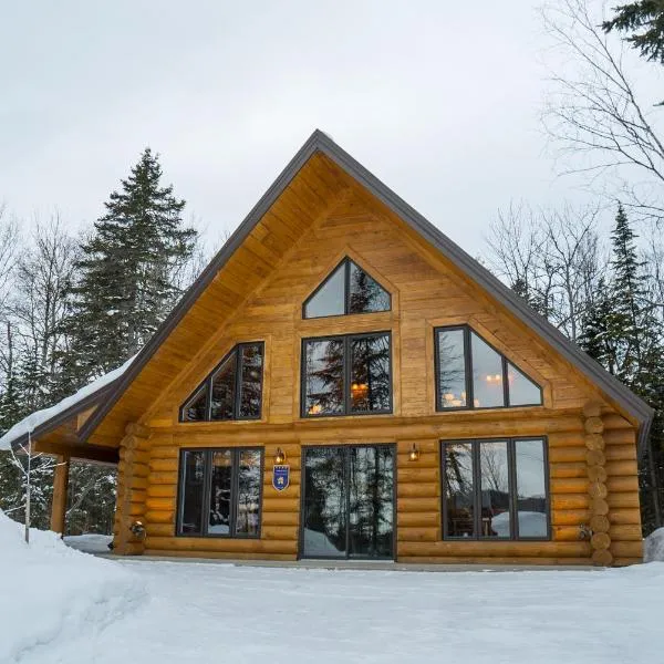 Le Chalet Bois Rond Relax, hotel v destinaci Saint-Tite-des-Caps