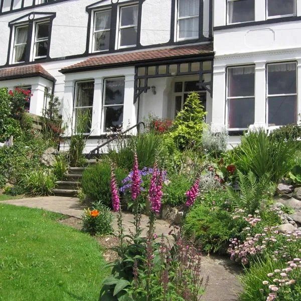 Bryn Derwen Guest House, hotel em Conwy