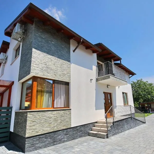 Casa Sorriso, hotel v destinaci Turda