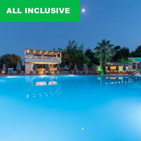 Poseidon Resort Hotel: Neos Marmaras şehrinde bir otel