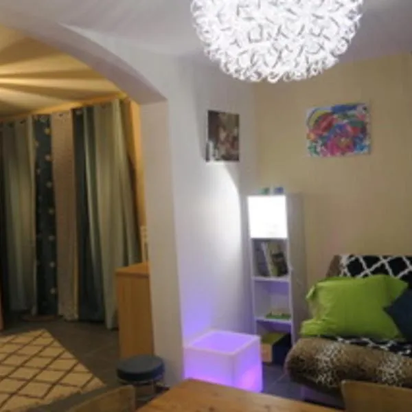 Gîte le Rocher - Suitable for people with reduced mobility, hotel v destinácii La Grave