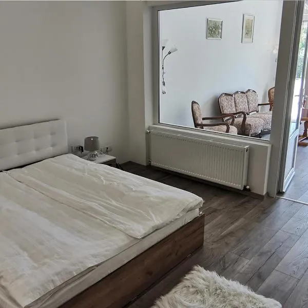 Neferprod Apartments - IS - CAM 07, hotel in Şag