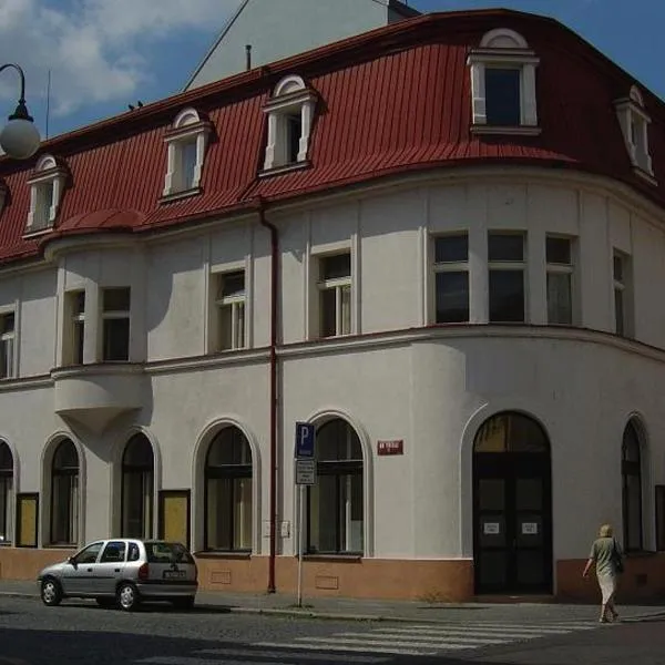 Hotel Mrázek, hotel v destinaci Pardubice