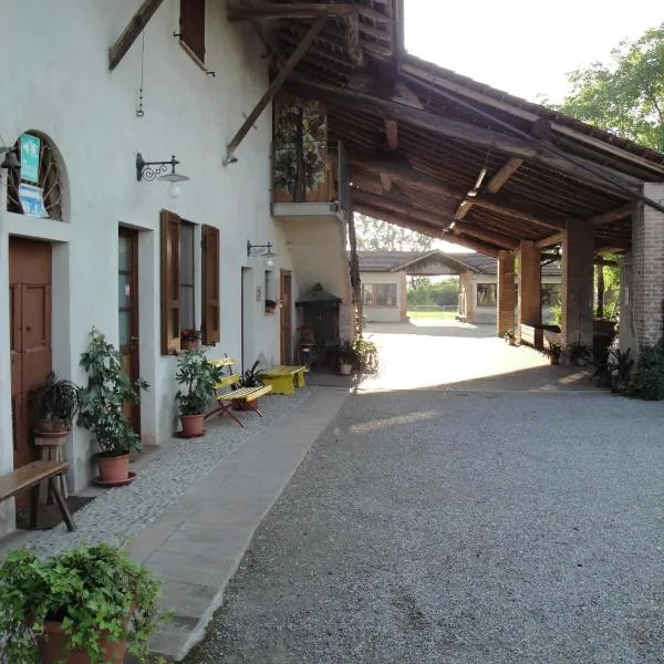 Viesnīca Agriturismo Santa Maria Bressanoro pilsētā Cornaleto