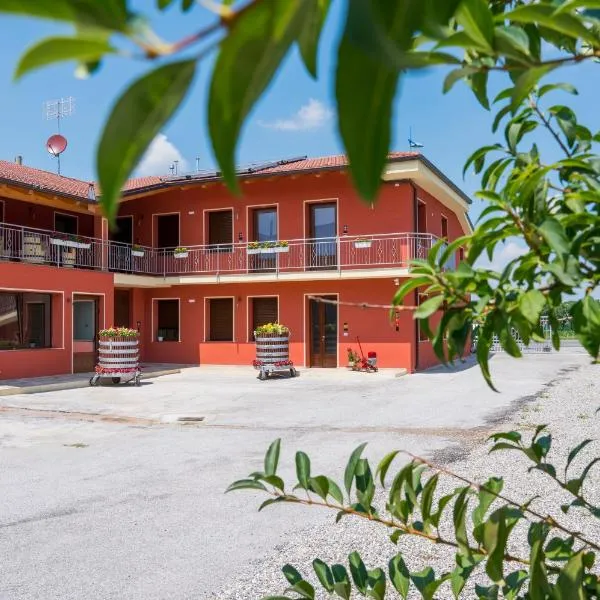 Vino e Turismo, hotel en San Defedente di Cervasca