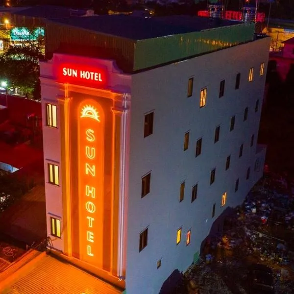 SUN HOTEL, ξενοδοχείο σε Thu Dau Mot