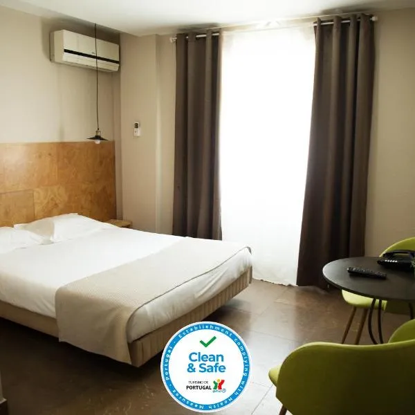 Hotel Laitau, hotel v destinaci Setúbal