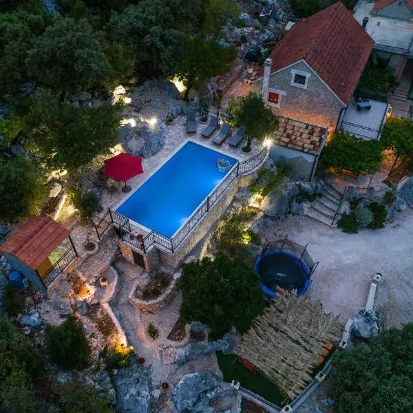 Rural house Janjić, hotel v destinaci Ploče