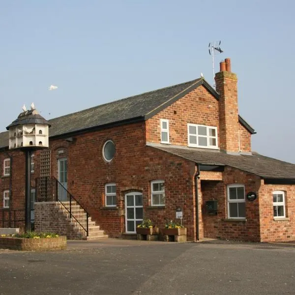 Wall Hill Farm, hótel í Northwich