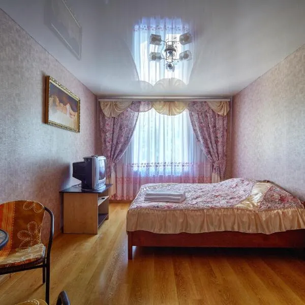 Domashniy, ξενοδοχείο σε Kamianets-Podilskyi