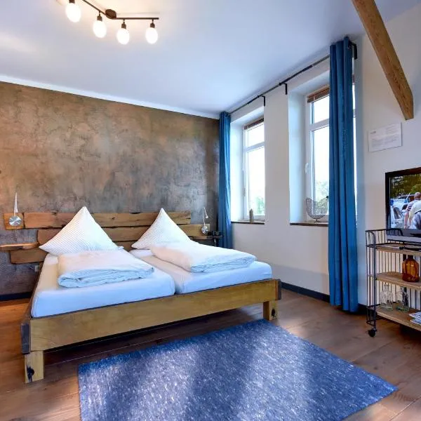 Kanal 33, hotel v destinaci Schafstedt