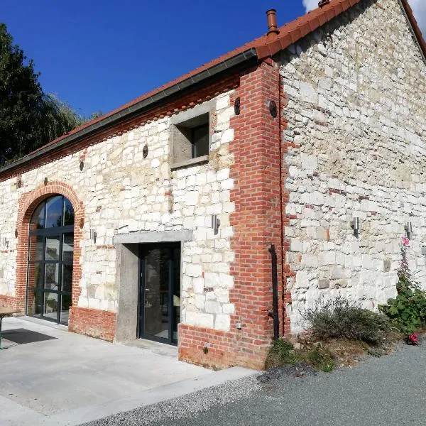 La Grange Du Bosquet – hotel w mieście Honnecourt-sur-lʼEscaut
