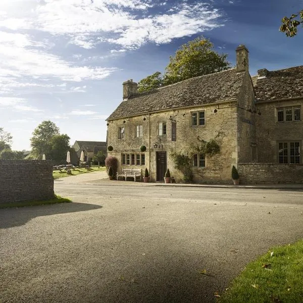 The Masons Arms, hotel v destinaci Cirencester