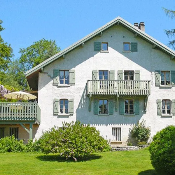 L'OURSERIE Bed & Breakfast, hotell i Saint-Paul-en-Chablais