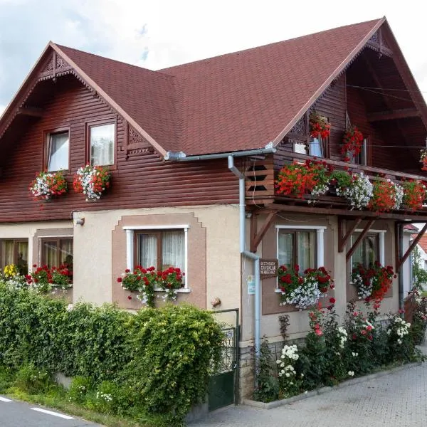Pensiune Saroklak, hotel a Sîncraiu