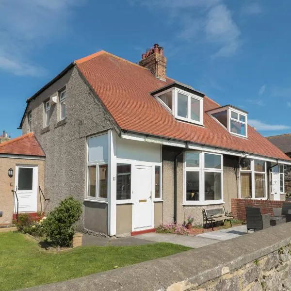Hazonleigh, hotel in Seahouses